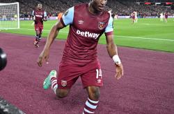 爱游戏体育games-切尔西赛后单刀错失；志在葡超名次提升；信心回归；训练强度明显提升的简单介绍-爱游戏体育games