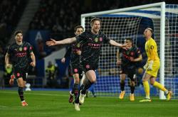 爱游戏app-今晨突围战来临；罗马围绕欧冠队长鼓劲；球迷炸锅；控场能力受关注的简单介绍-爱游戏app